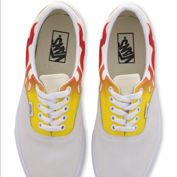 VANS UA ERA (FLAME)TRUE WHITE/CLASSIC WHITE WMNS - Picture 4 of 15